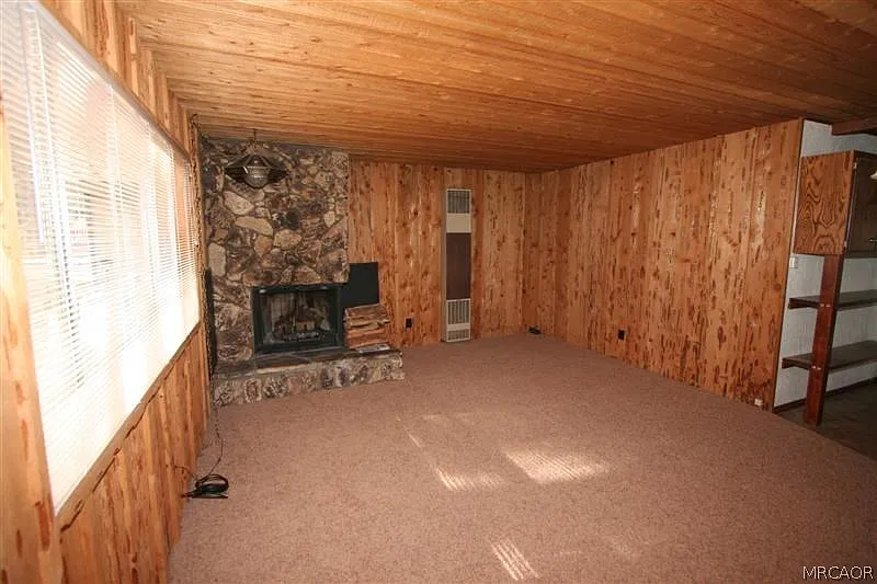 2 bed, 1.0 bath, 760 sqft, $1,350 — Photo 2