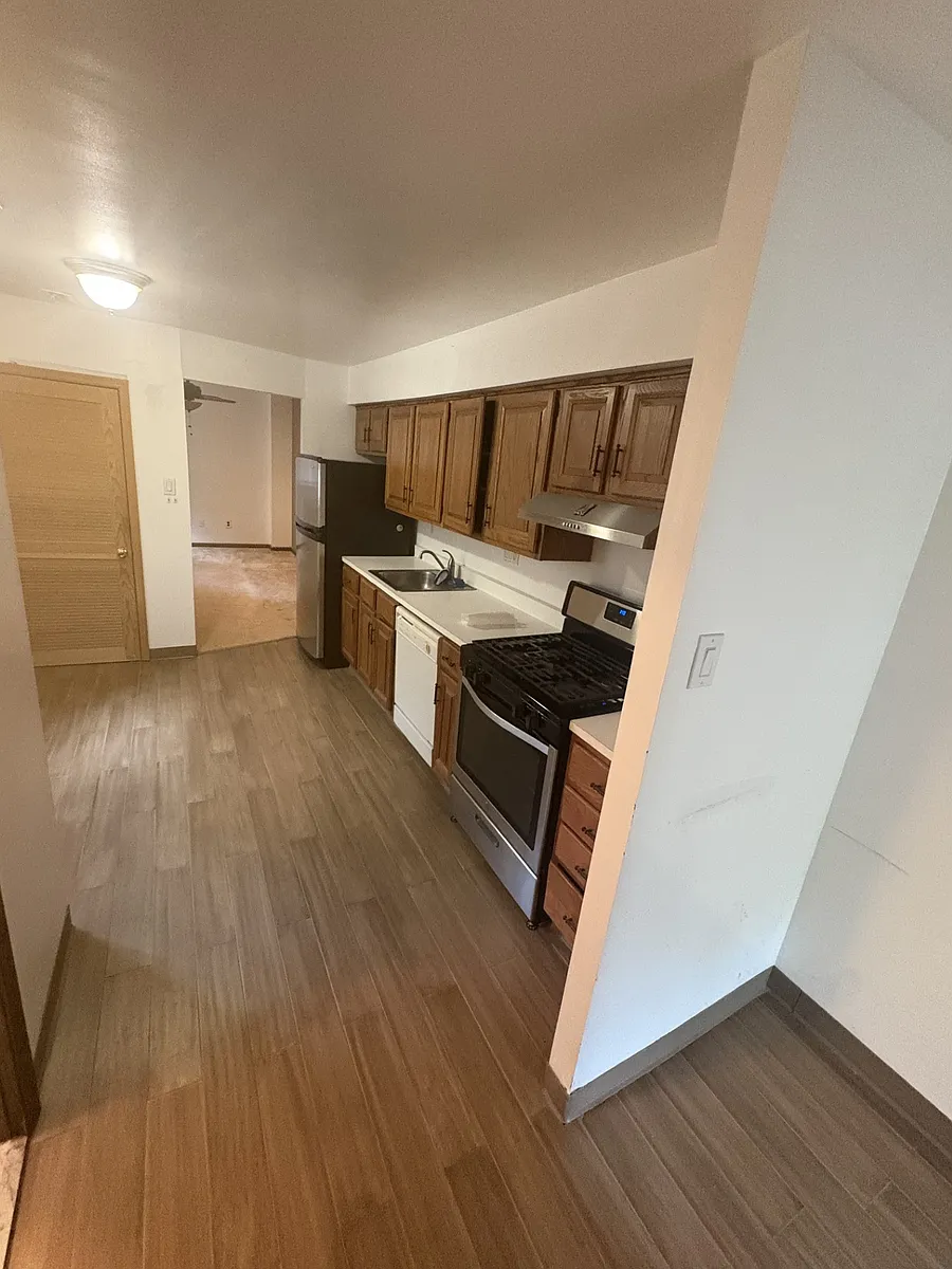 Building Photo - 1237 S 2nd St #2