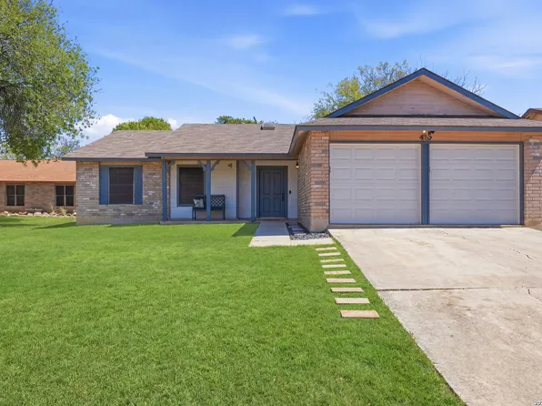 419 wagon xing, Universal City, TX 78148