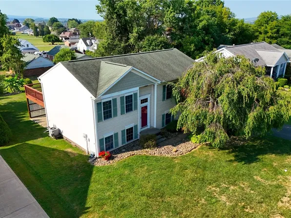 1211 Fairmont St, Latrobe, PA 15650