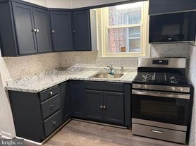 6513 Torresdale Ave, Philadelphia, PA