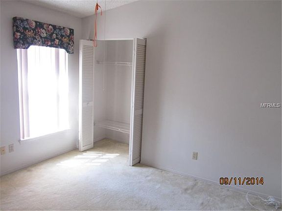 5th image of 4389 Fox Hollow Cir