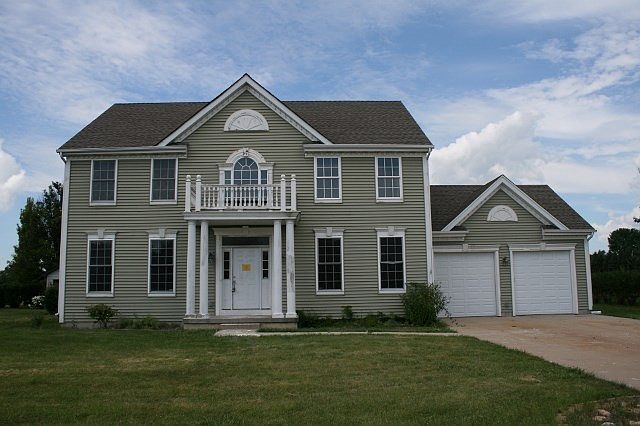 1st image of 118 Karen Dr