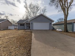 603 4th St, Camanche, IA