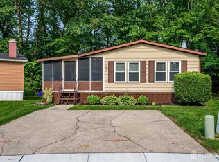 37 Whitman Rd, North Brunswick, NJ 08902