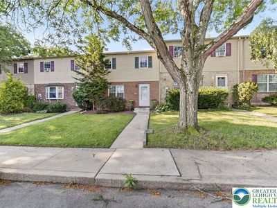 318 Tupelo Ct, Allentown, PA, 18104