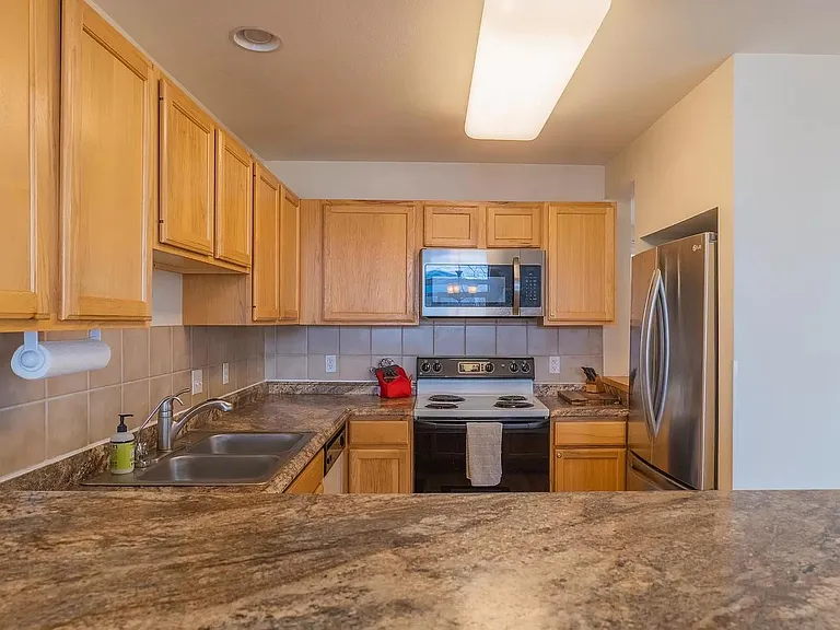 21 Deborah Ln — Photo 8