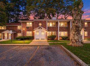 2710 South Road #A5, Poughkeepsie, NY 12601