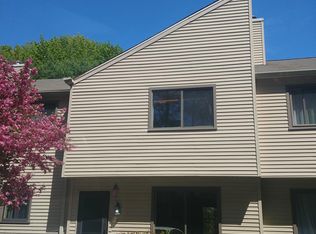 5 Horizon Dr, Norwalk, CT
