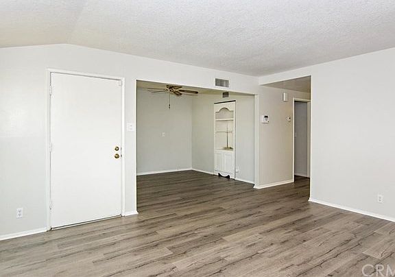 4th image of 1575 Chelsa Dr