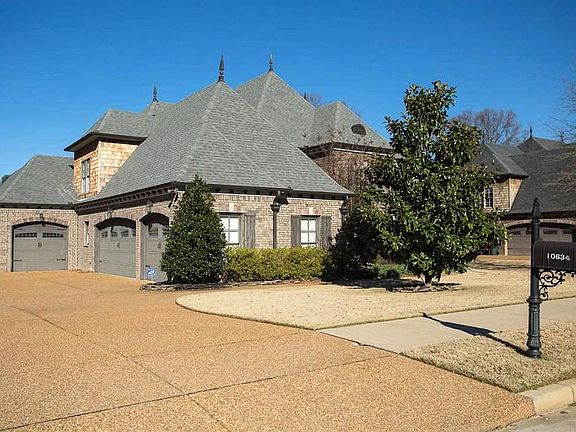 2nd image of 10634 Harvest Oaks Dr