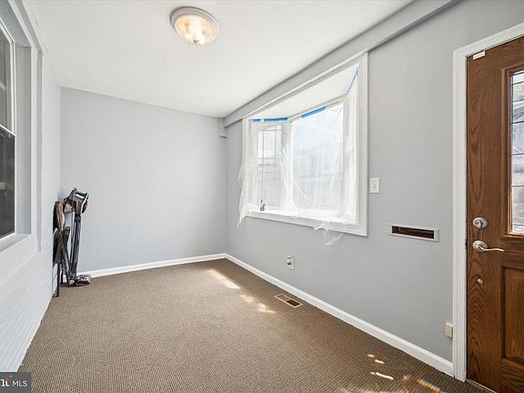 4th image of 814 S Vodges St #60