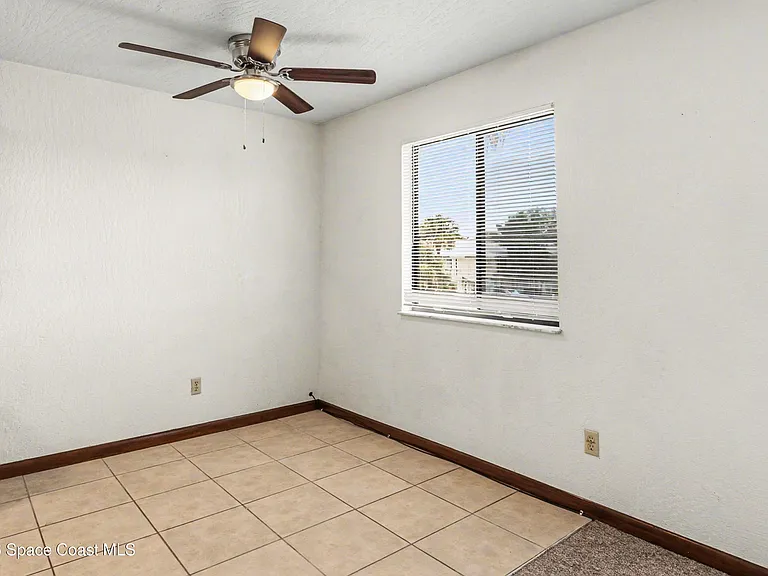 1123 Tree Ridge Ln NE — Photo 11