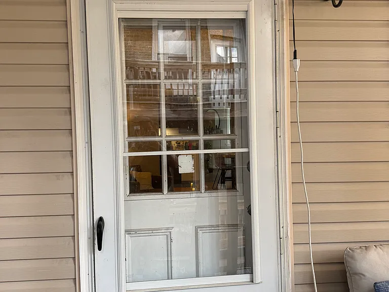 2844 N Whipple St #R2 — Photo 11