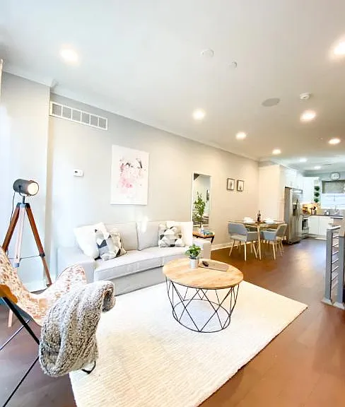 1525 S Dorrance St — Photo 3
