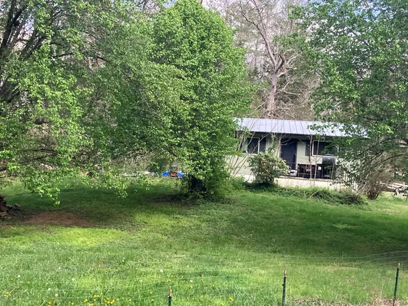 228 Laurel Valley Rd, Townsend, TN 37882