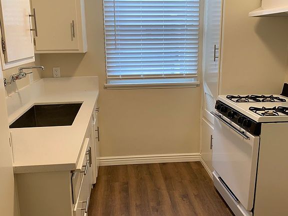 5th image of 1241 E Harvard St APT 2
