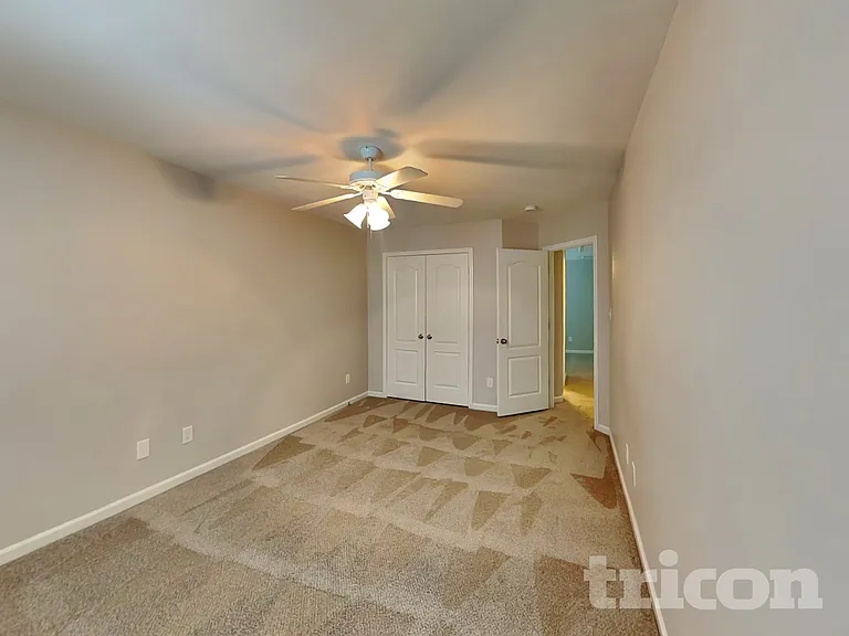 1028 Mountain Laurel Ct — Photo 10