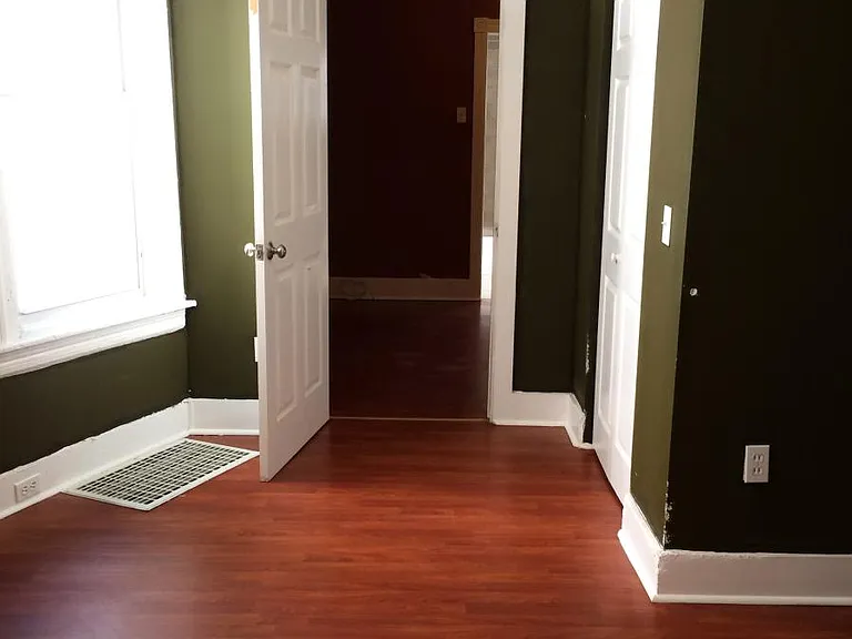 5210 Locust St #1 — Photo 7