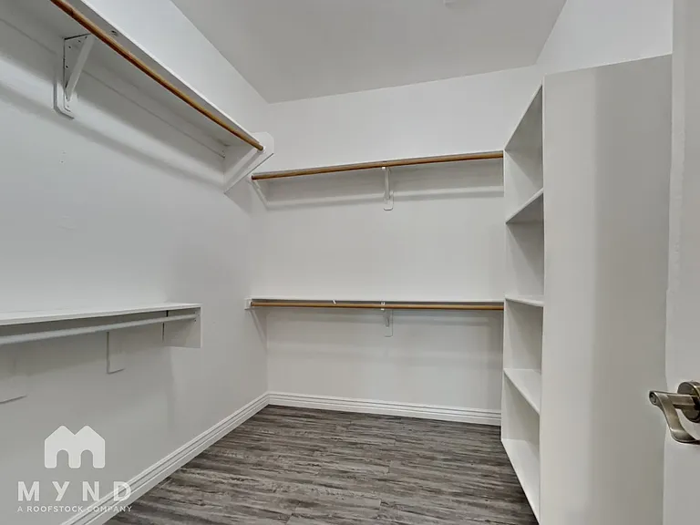 6418 S 49th Dr — Photo 19