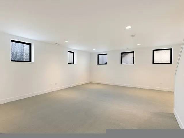 1244 W Huron St #1 — Photo 8