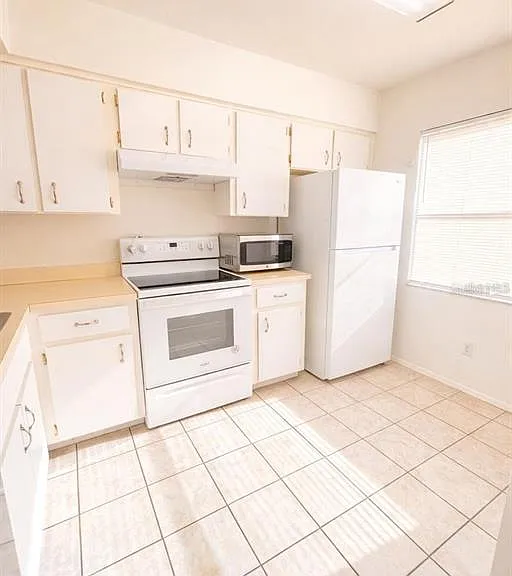 3244 Candle Ridge Dr #202 — Photo 3