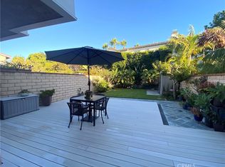 7832 Seabreeze Dr, Huntington Beach, CA 92648