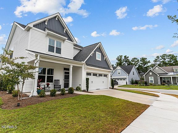 3rd image of 5309 Trumpet Vine Way