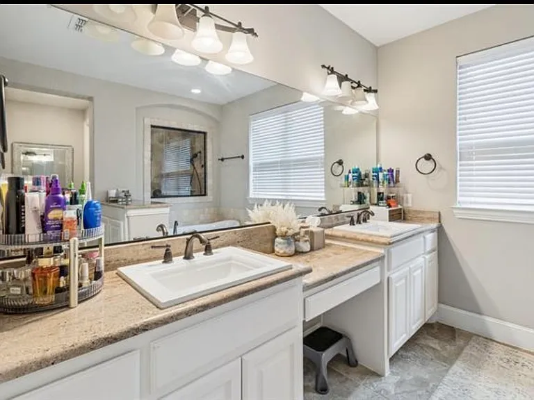 329 Hitch Wagon Dr — Photo 7