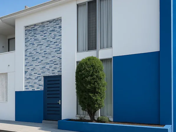 15411 Chase St #4, North Hills, CA 91343