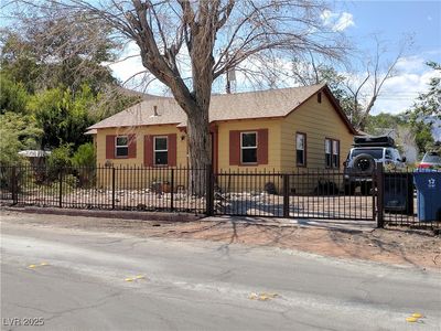 5 Castalia St, Blue Diamond, NV, 89004