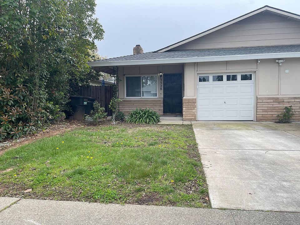 1st image of 3528 Grant Park Dr