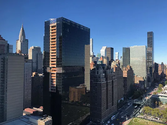 Rented by City Connections Realty | media 9