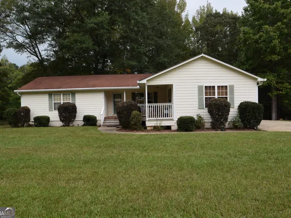 276 Springflower Dr, Carrollton, GA 30116