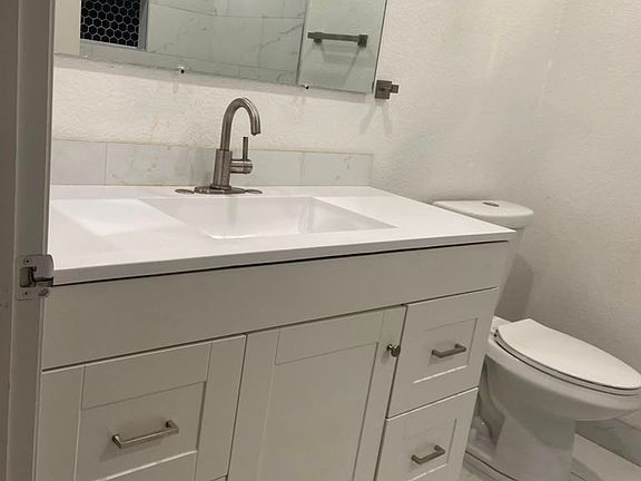 5th image of 8070 W Russell Rd Unit 1121