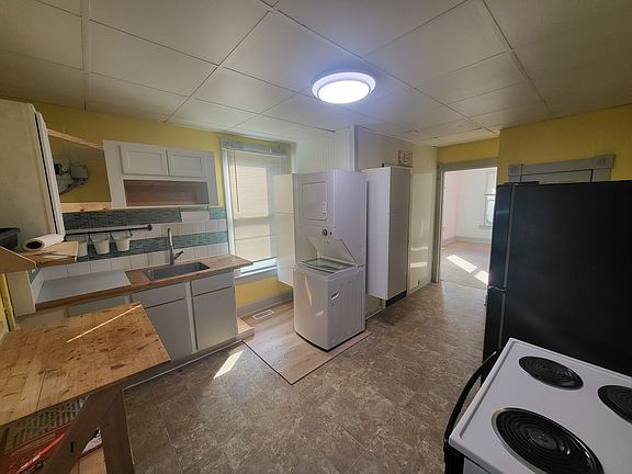 3rd image of 1308 N Church St #1308