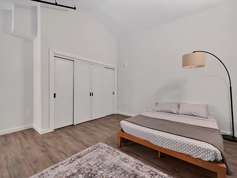 Fleetwood Lofts — Photo 19