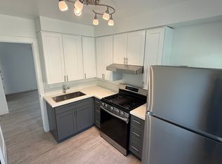 2033 N Beachwood Dr #7, Los Angeles, CA 90068