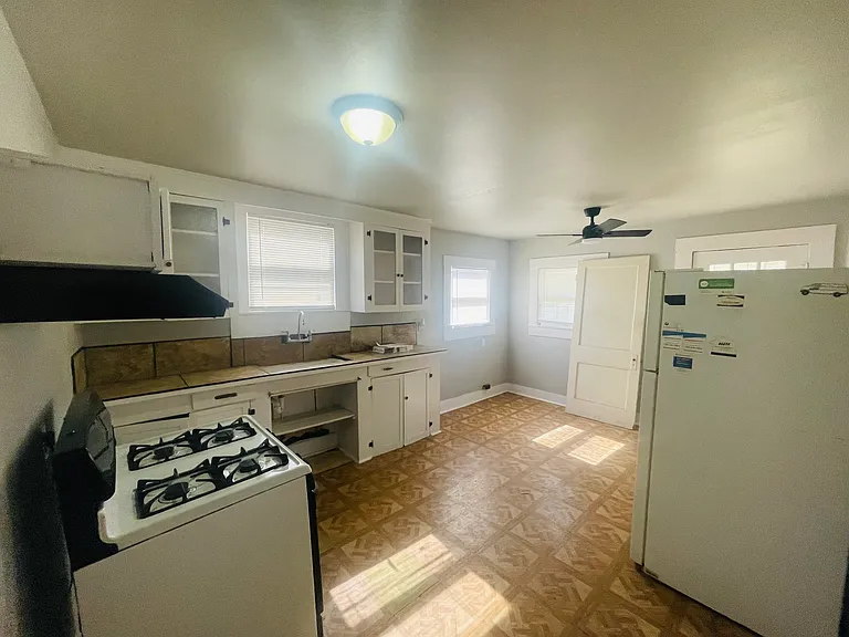 105 Mount Vernon Ct #2 — Photo 9