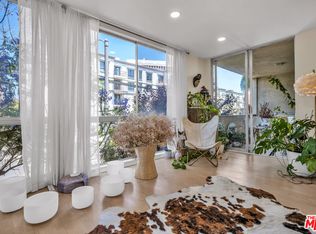 11970 Montana Ave APT 202, Los Angeles, CA 90049