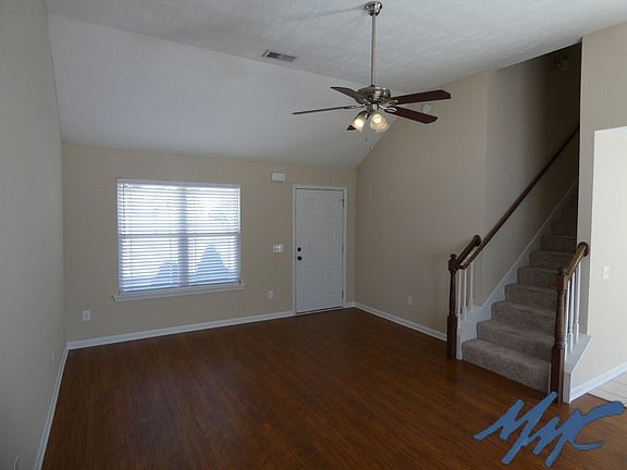 2nd image of 719 Wildwood Dr