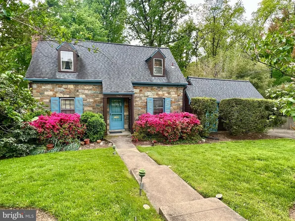 9622 Parkwood Dr, Bethesda, MD 20814