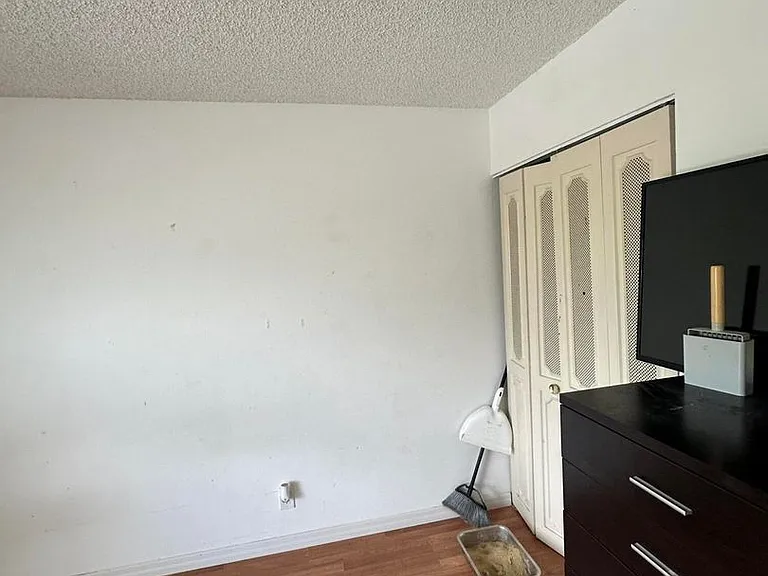 2414 NE 11th St #Townhouse 161 — Photo 9