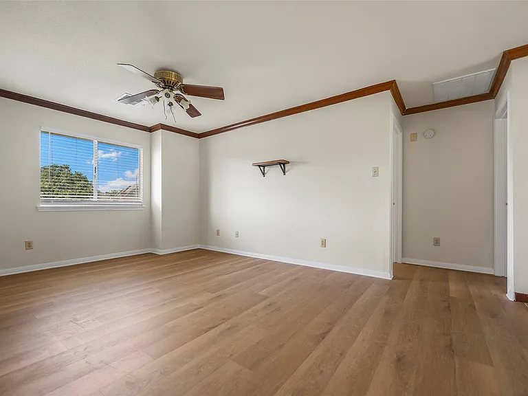 4922 Moss Run Dr — Photo 26