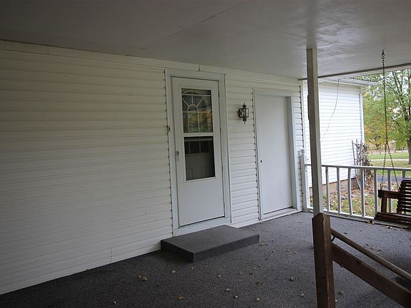 2nd image of 215 S West St
