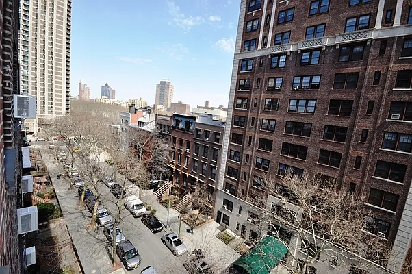 Rented by Corcoran | media 36