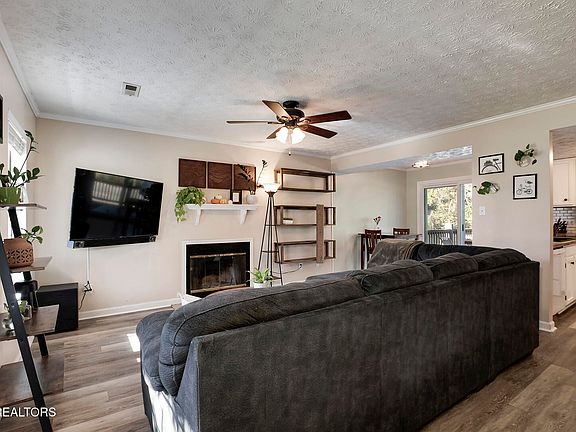 5th image of 4704 Brierley Dr