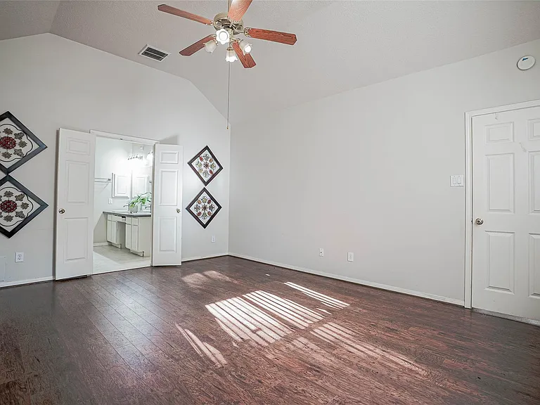 3706 Heritage Colony Dr — Photo 20