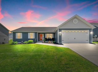 135 Hammerstone Dr, Moscow Mills, MO 63362