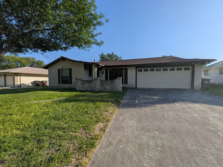 6618 Cloverbend St — Photo 3
